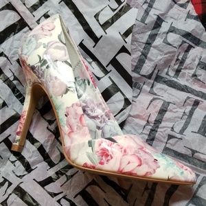 FLORAL HEELS